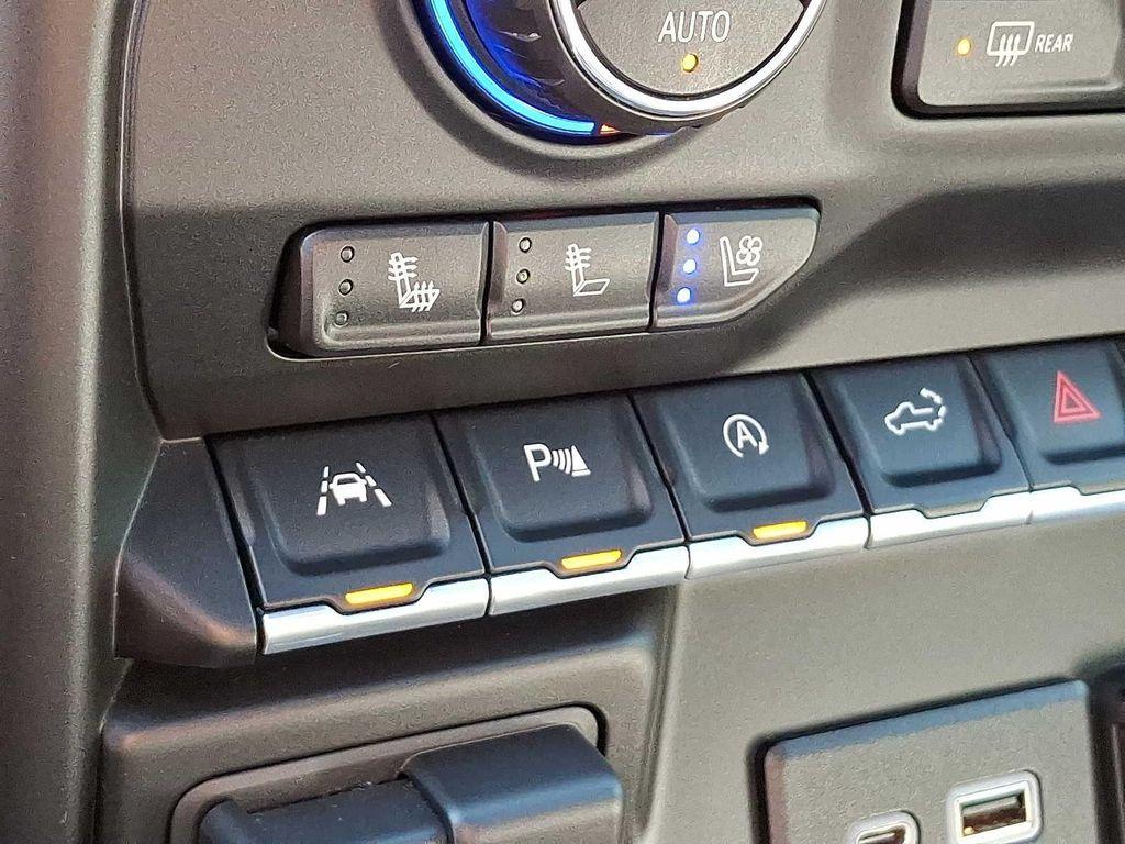 used 2019 Chevrolet Silverado 1500 car, priced at $34,399