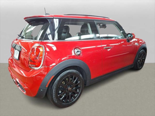 used 2021 MINI Hardtop car, priced at $22,499