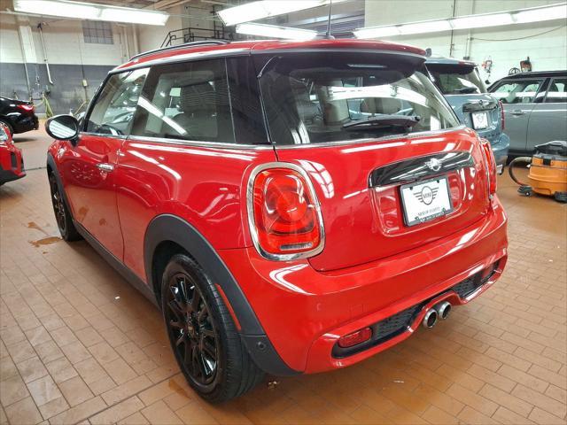 used 2021 MINI Hardtop car, priced at $22,499