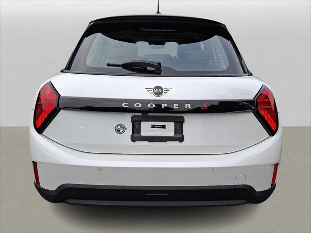 used 2025 MINI Hardtop car, priced at $28,499