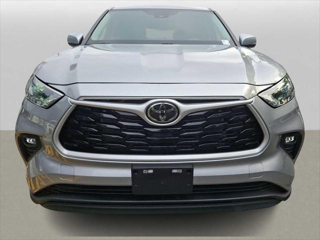 used 2023 Toyota Highlander car, priced at $35,499