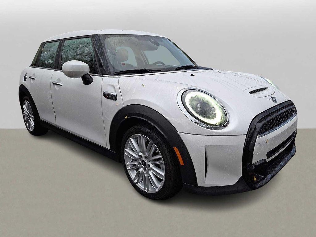 used 2024 MINI Hardtop car, priced at $26,499