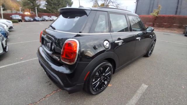 used 2022 MINI Hardtop car, priced at $24,999