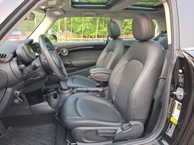 used 2019 MINI Hardtop car, priced at $14,999