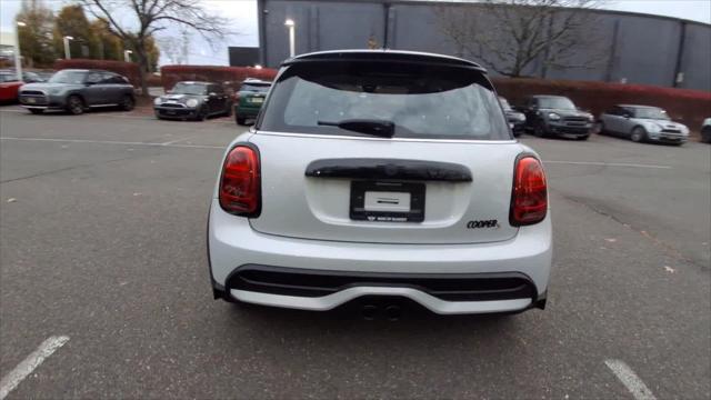 used 2023 MINI Hardtop car, priced at $26,999