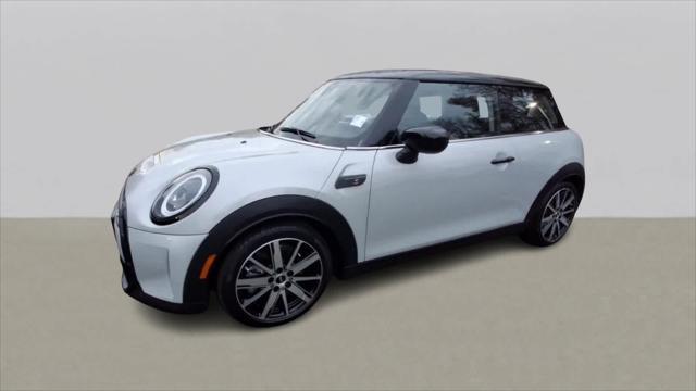 used 2023 MINI Hardtop car, priced at $26,999