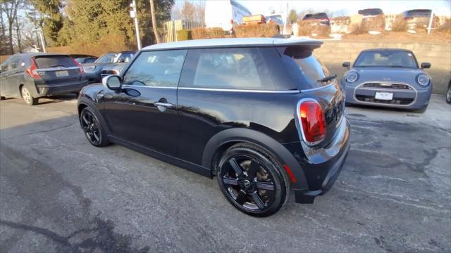 used 2022 MINI Hardtop car, priced at $21,499