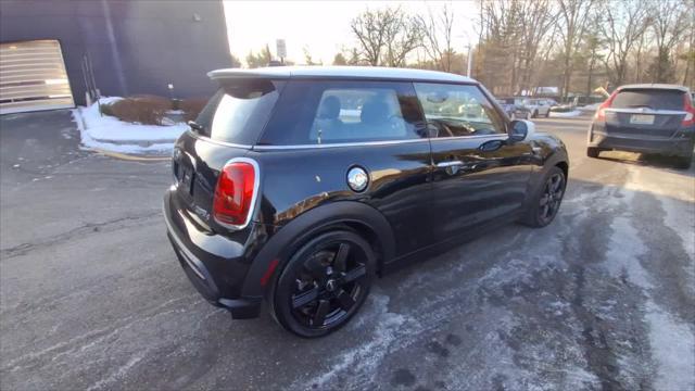 used 2022 MINI Hardtop car, priced at $21,499