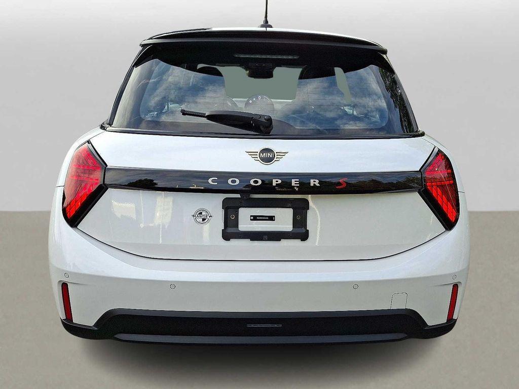 used 2025 MINI Hardtop car, priced at $32,499