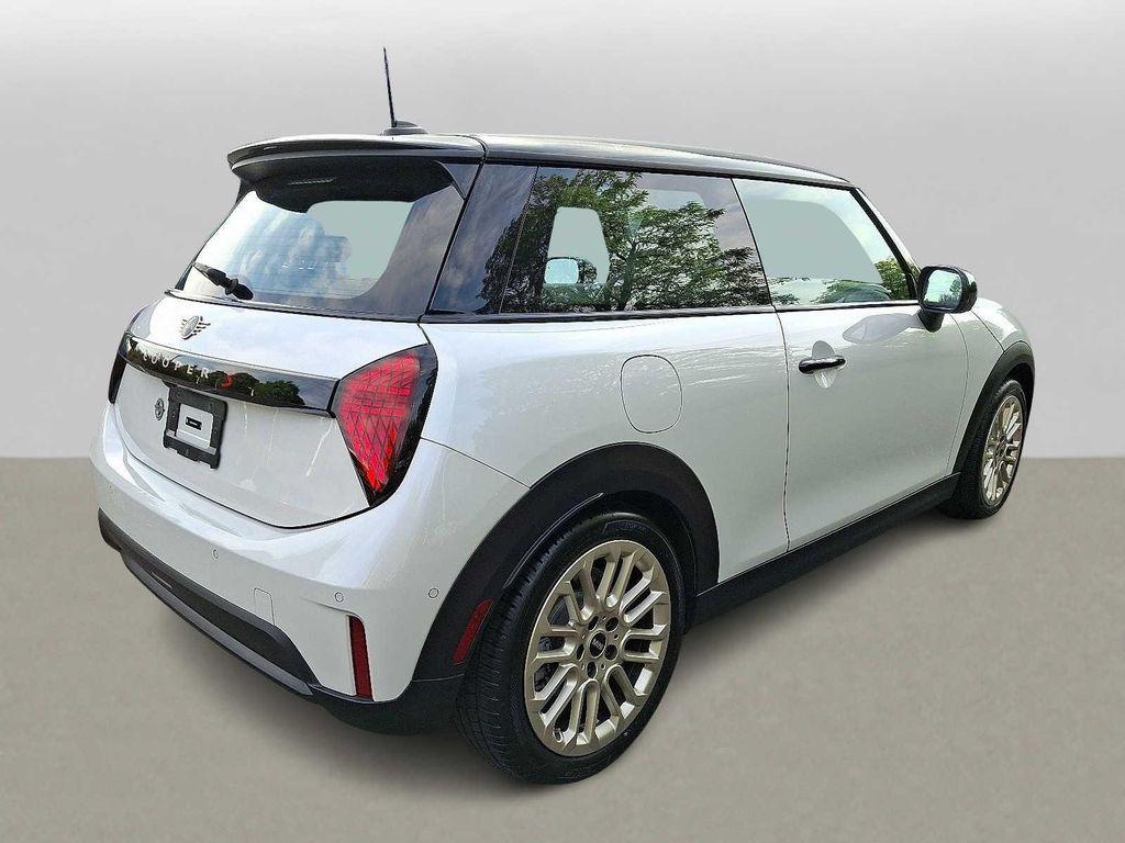 used 2025 MINI Hardtop car, priced at $32,499
