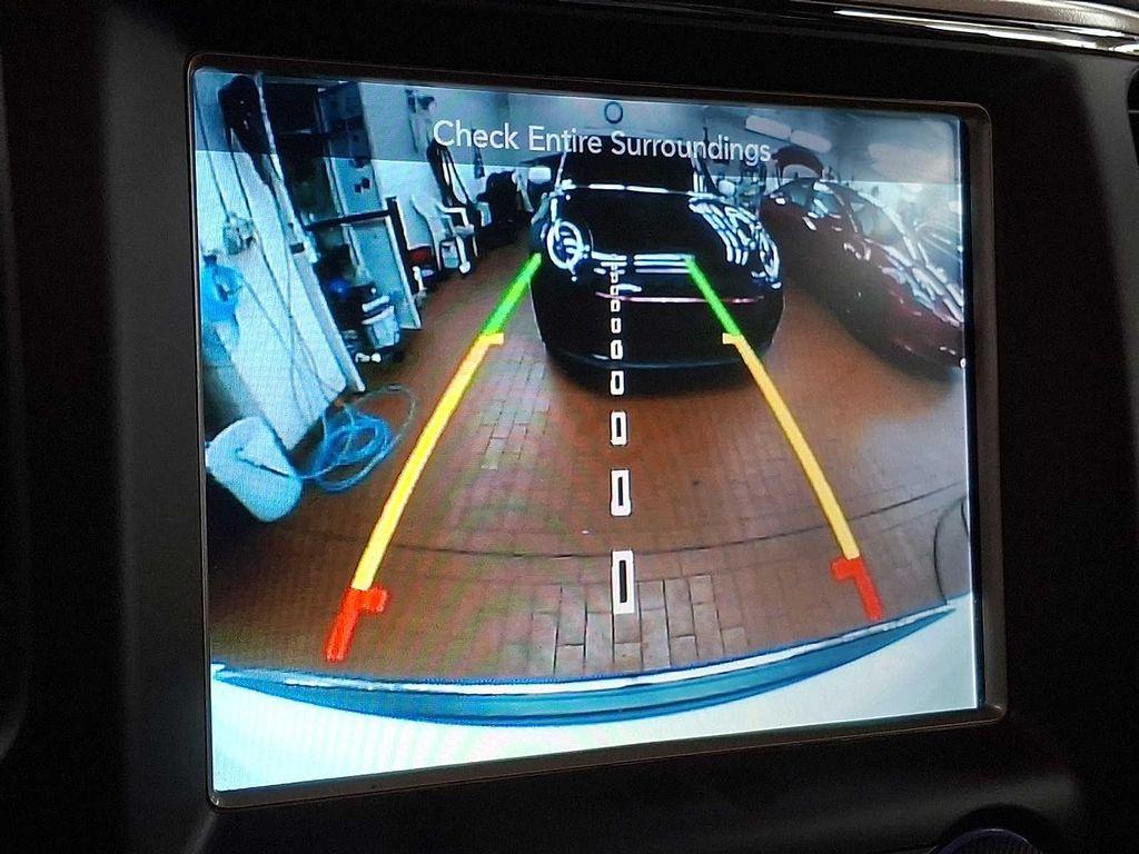 used 2017 Jeep Grand Cherokee car, priced at $16,899