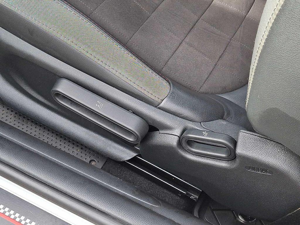 used 2023 MINI Hardtop car, priced at $32,999