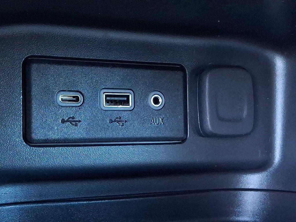 used 2023 Chevrolet Equinox car, priced at $12,198