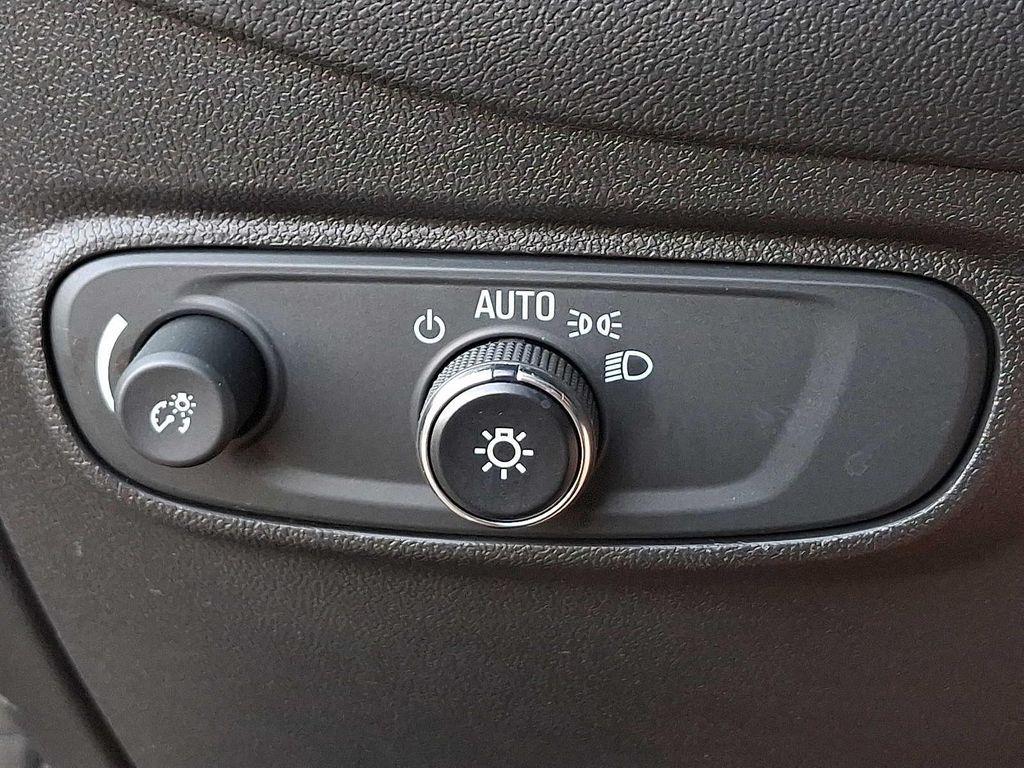 used 2023 Chevrolet Equinox car, priced at $12,198