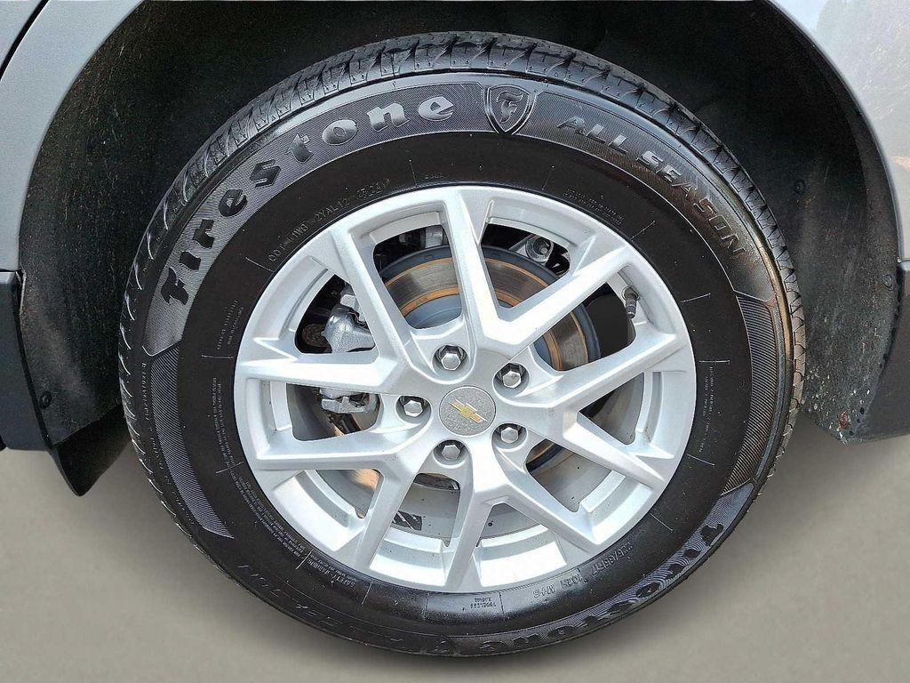 used 2023 Chevrolet Equinox car, priced at $12,198