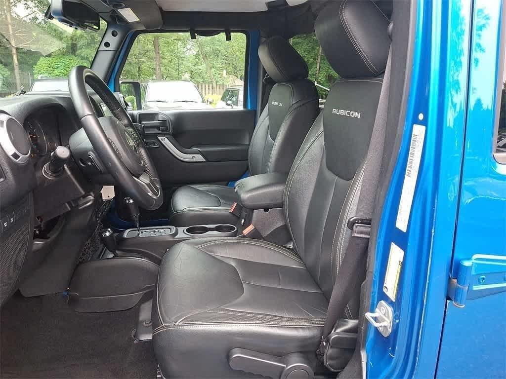 used 2015 Jeep Wrangler Unlimited car, priced at $17,999