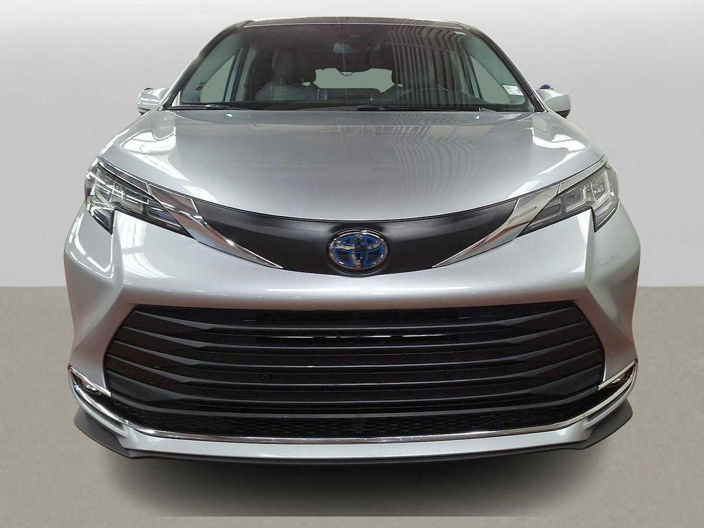 used 2021 Toyota Sienna car, priced at $33,799