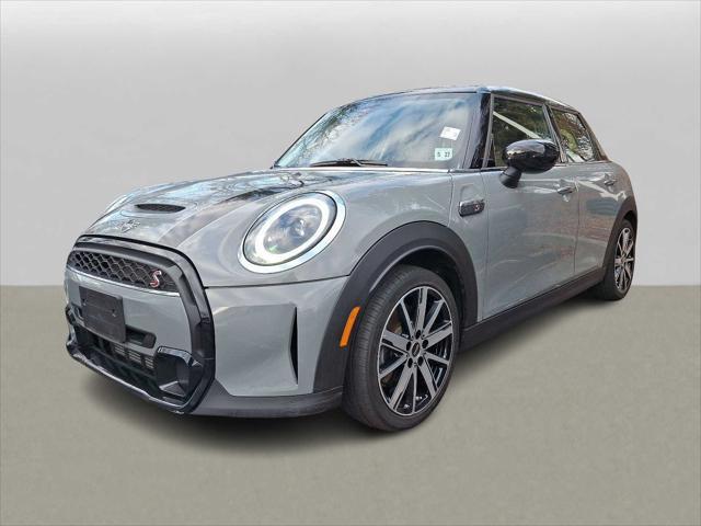 used 2023 MINI Hardtop car, priced at $25,599