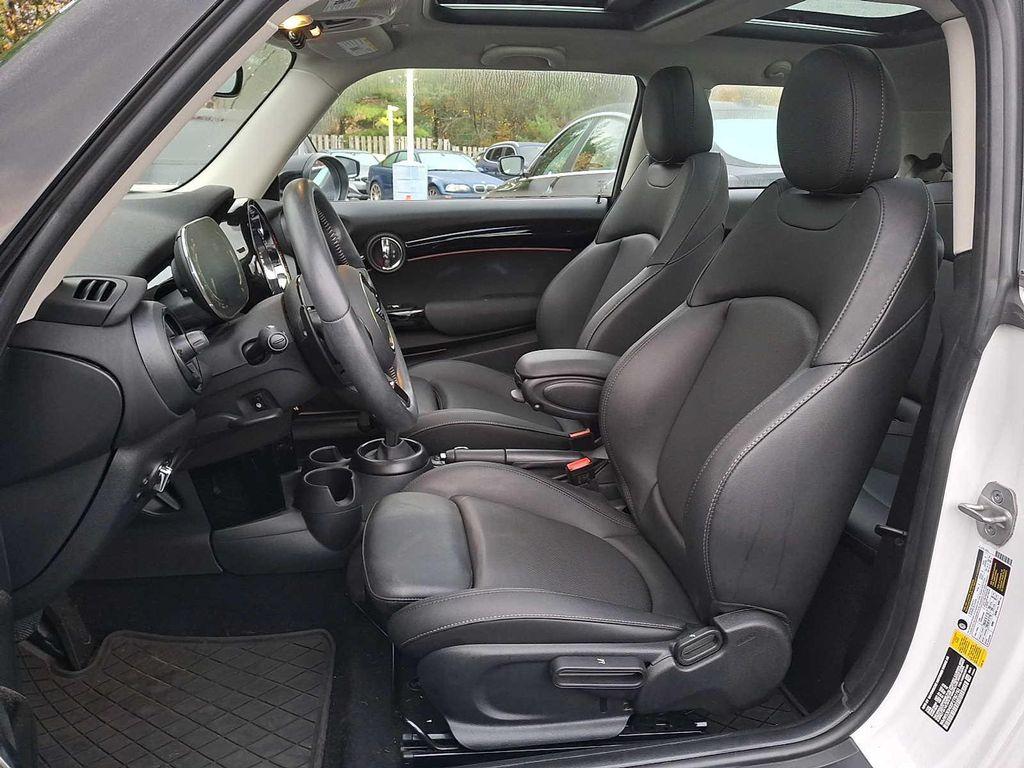 used 2023 MINI Hardtop car, priced at $24,999