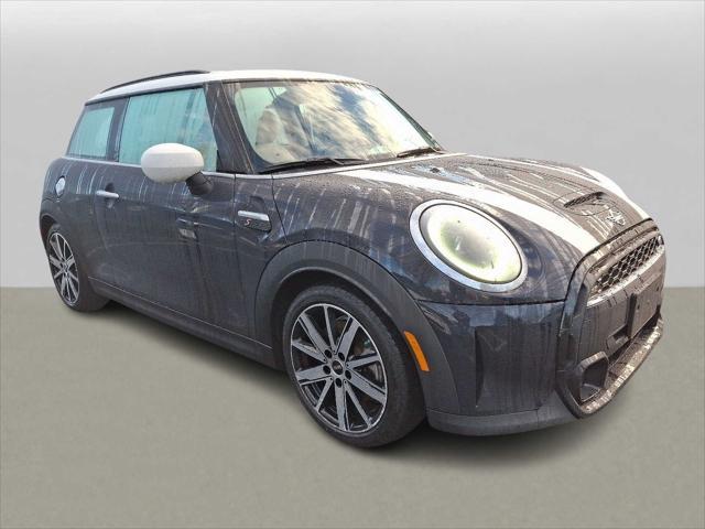 used 2022 MINI Hardtop car, priced at $23,499