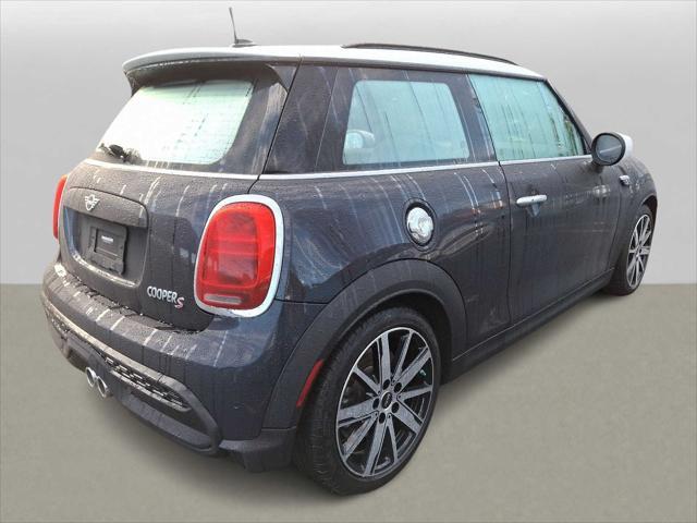 used 2022 MINI Hardtop car, priced at $23,499