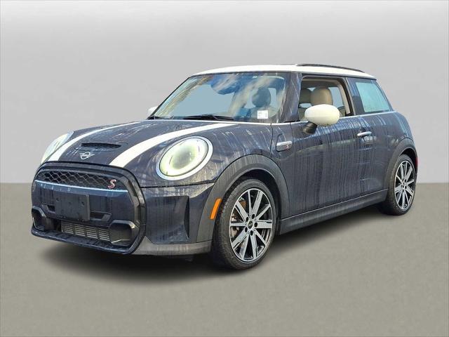 used 2022 MINI Hardtop car, priced at $23,499