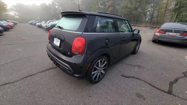 used 2022 MINI Hardtop car, priced at $21,499