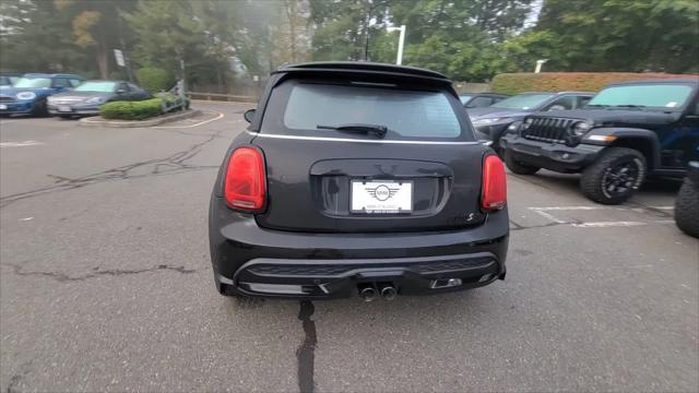 used 2022 MINI Hardtop car, priced at $21,499