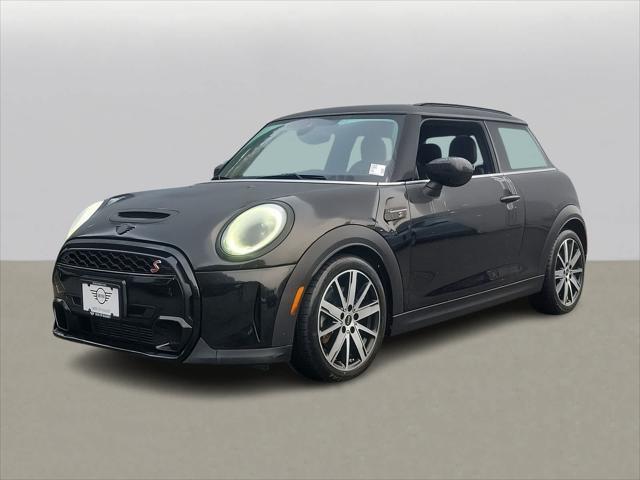 used 2022 MINI Hardtop car, priced at $21,499