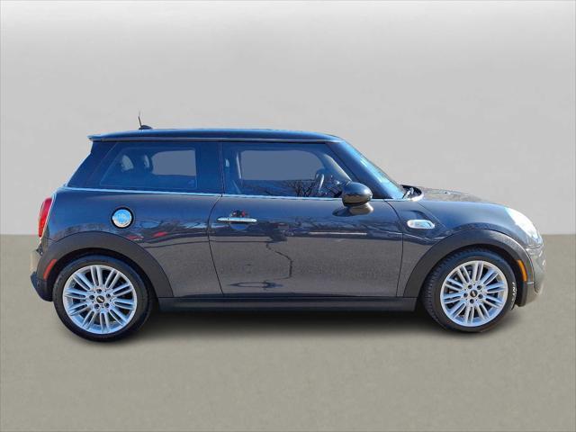 used 2019 MINI Hardtop car, priced at $16,699