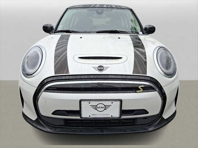 used 2024 MINI Hardtop car, priced at $23,999