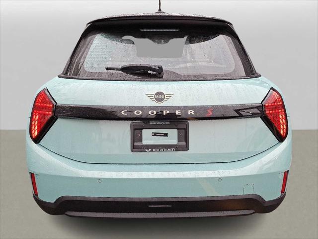 used 2025 MINI Hardtop car, priced at $32,997
