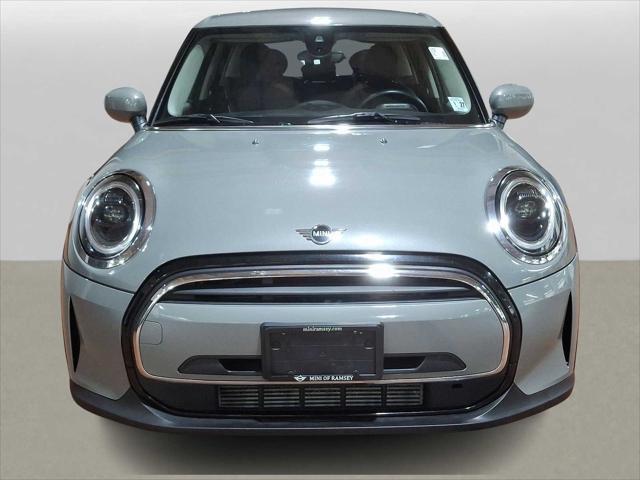 used 2022 MINI Hardtop car, priced at $21,998