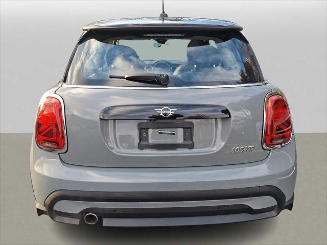 used 2022 MINI Hardtop car, priced at $22,999