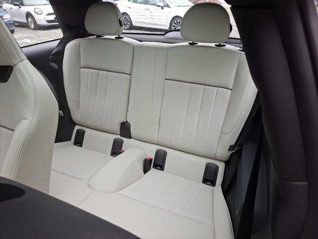 used 2025 MINI Hardtop car, priced at $32,899