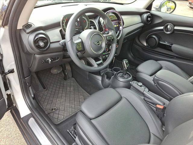 used 2023 MINI Hardtop car, priced at $27,399