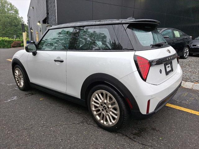 used 2025 MINI Hardtop car, priced at $32,799