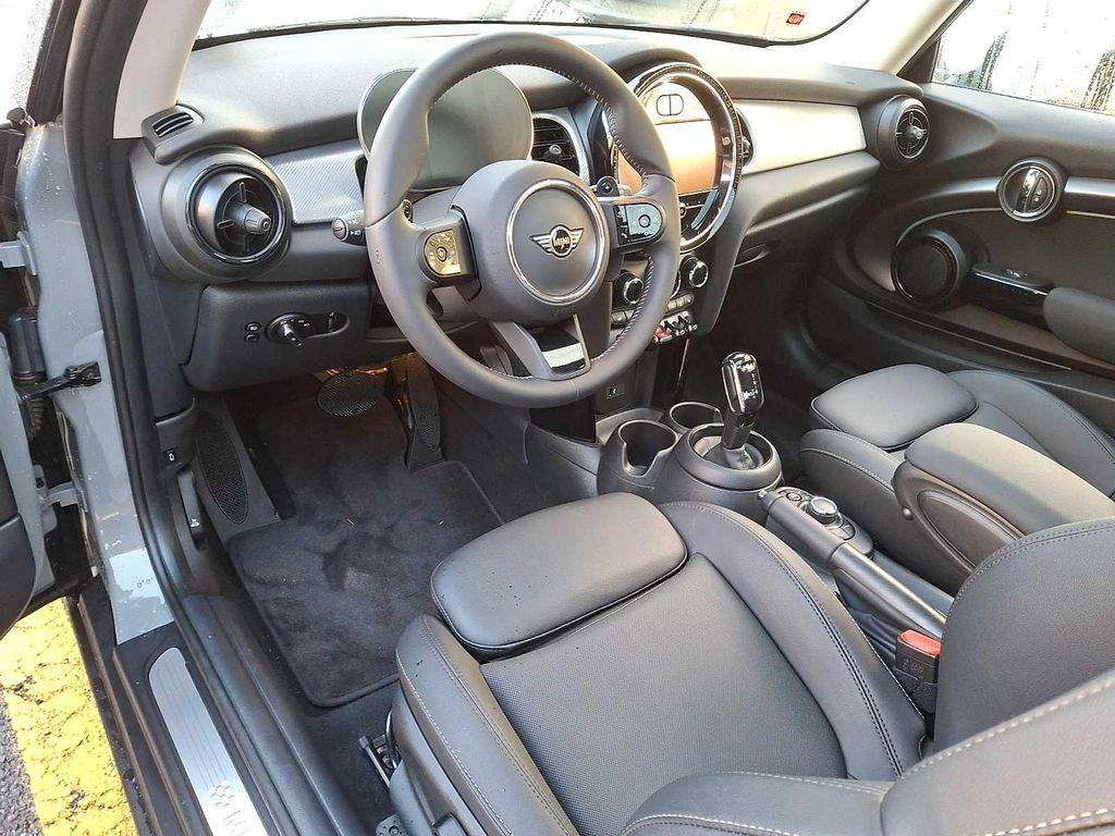 used 2023 MINI Hardtop car, priced at $24,498