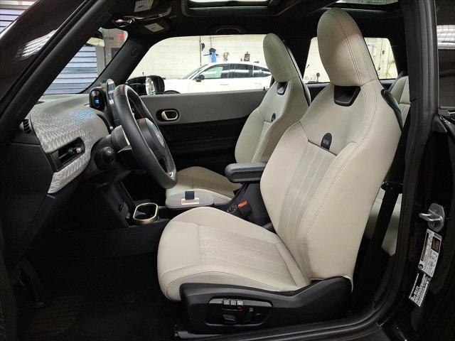 used 2025 MINI Hardtop car, priced at $32,599