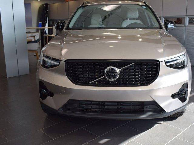 new 2024 Volvo XC40 car, priced at $51,975