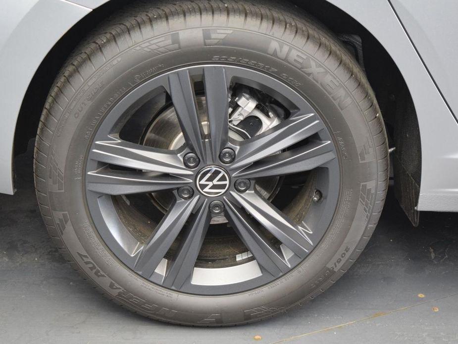 new 2024 Volkswagen Jetta car, priced at $27,250