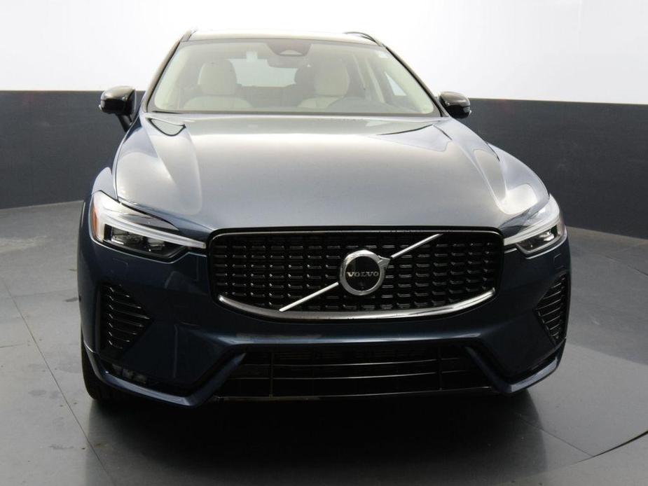 new 2025 Volvo XC60 car, priced at $55,525