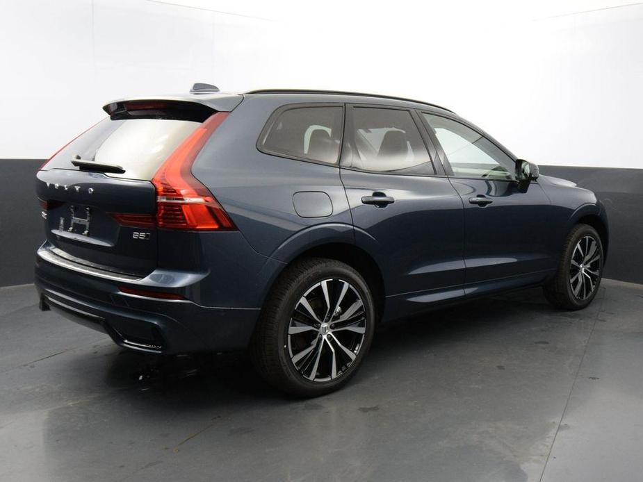 new 2025 Volvo XC60 car, priced at $55,525