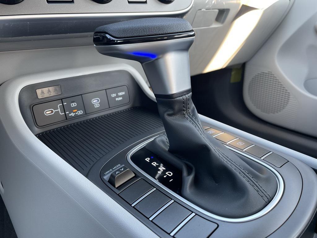 new 2025 Hyundai Kona car, priced at $25,577
