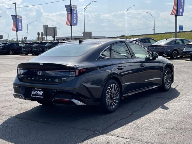 new 2024 Hyundai Sonata Hybrid car, priced at $37,583