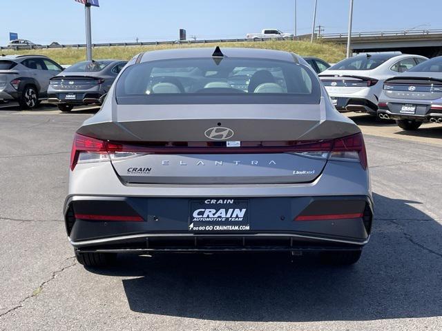 new 2024 Hyundai Elantra car, priced at $27,479