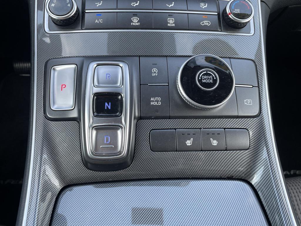 used 2022 Hyundai Santa Fe car, priced at $23,381