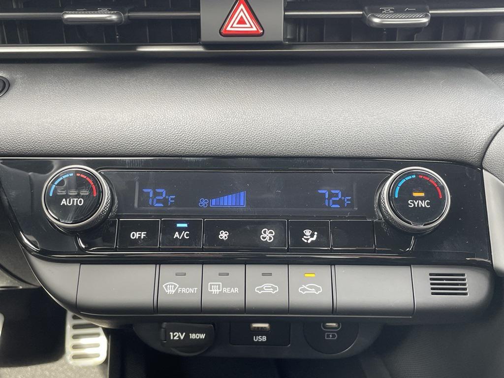 new 2025 Hyundai Elantra car, priced at $24,222