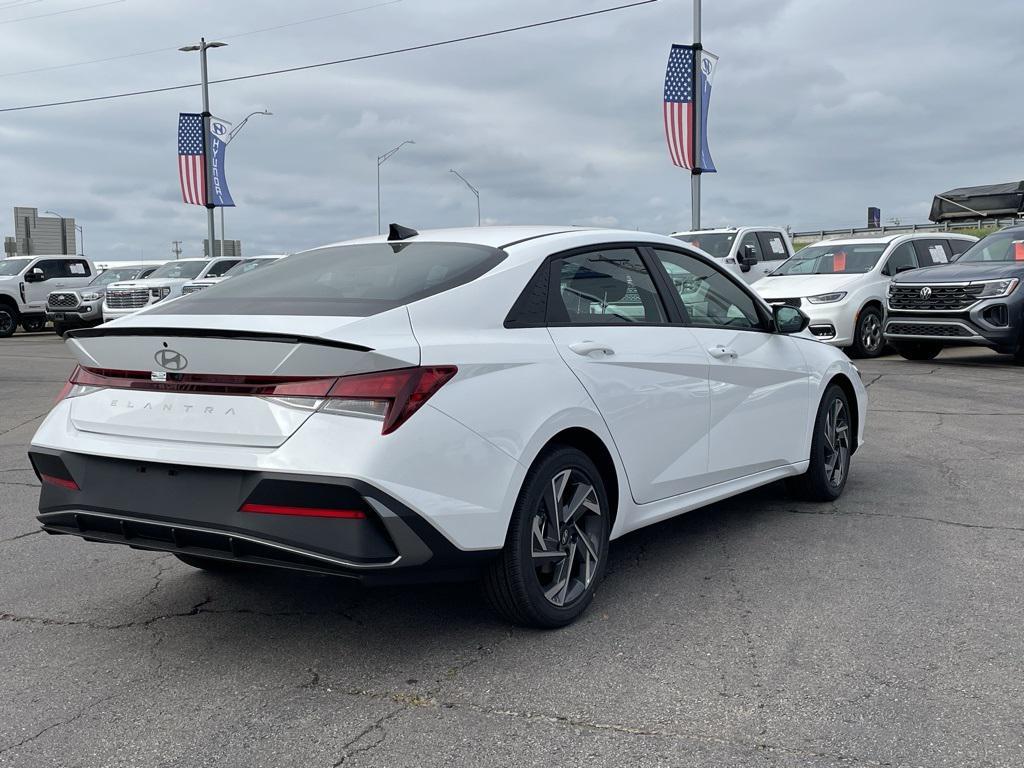 new 2025 Hyundai Elantra car, priced at $24,222