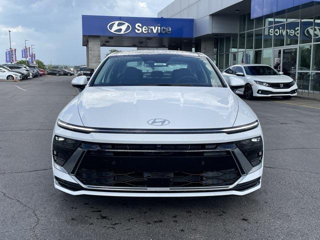 new 2025 Hyundai Sonata Hybrid car, priced at $37,743